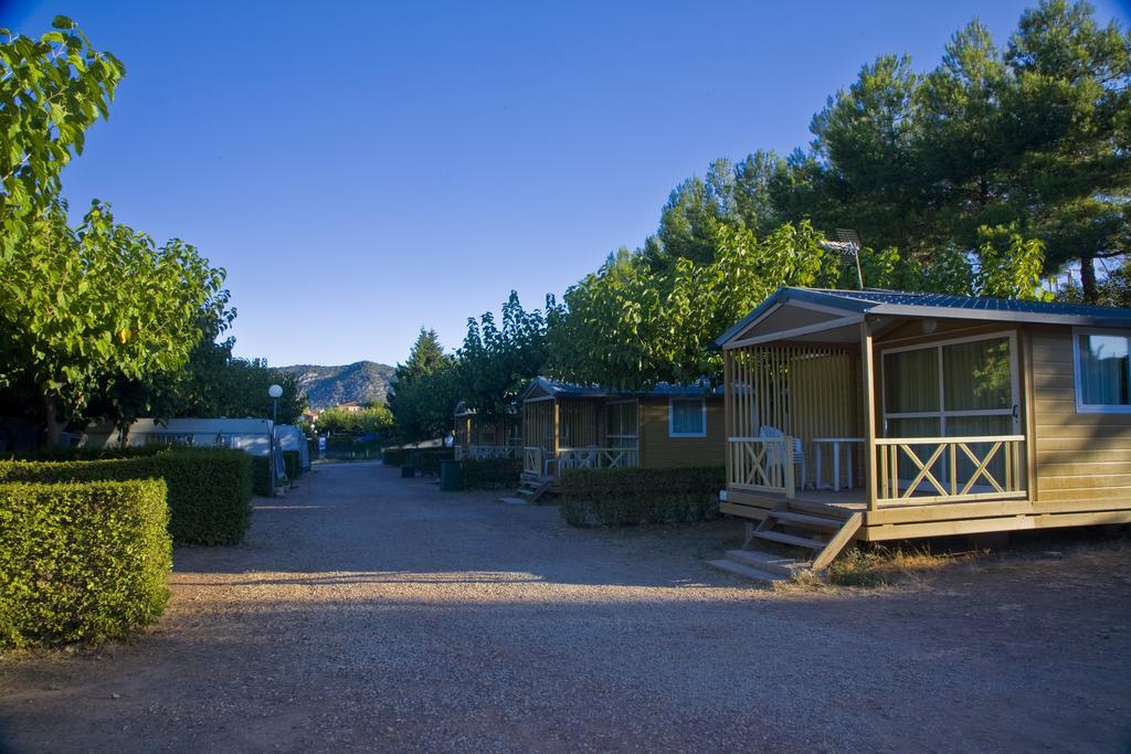 Montsant Park Camping & Bungalow Hotel Ulldemolins Kültér fotó