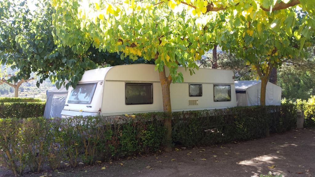 Montsant Park Camping & Bungalow Ulldemolins Kültér fotó