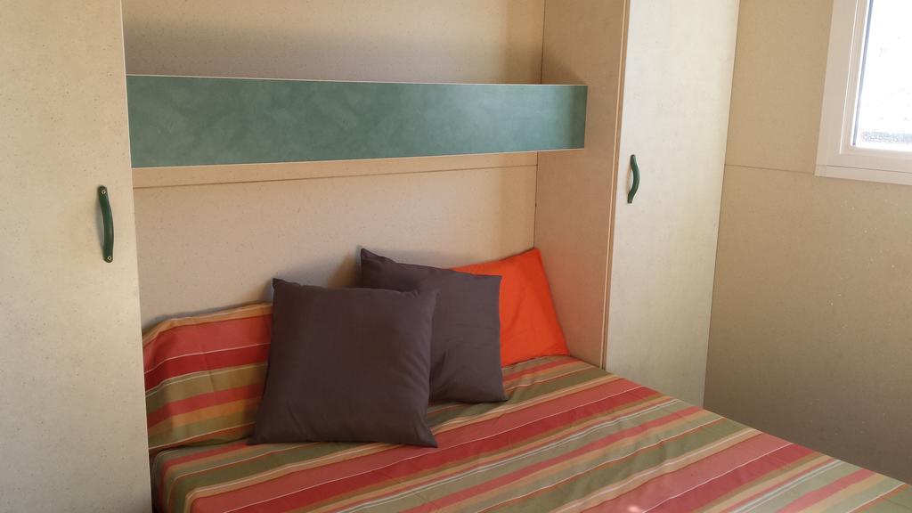 Montsant Park Camping & Bungalow Ulldemolins Kültér fotó