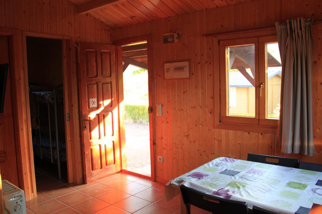 Montsant Park Camping & Bungalow Hotel Ulldemolins Kültér fotó