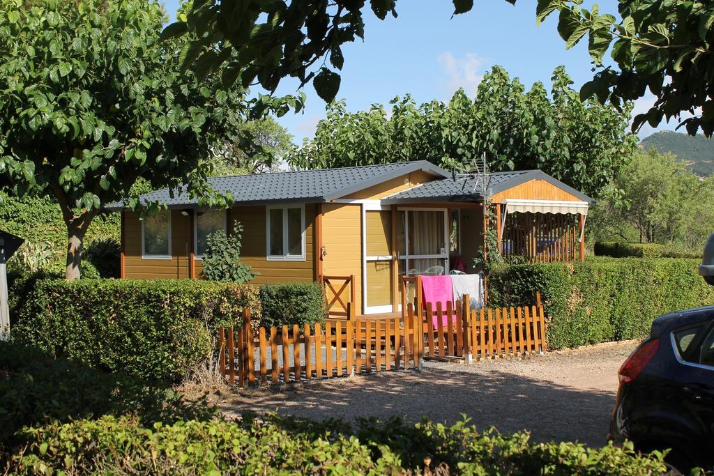 Montsant Park Camping & Bungalow Hotel Ulldemolins Kültér fotó